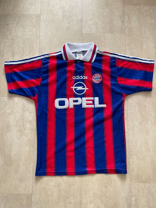 Bayren Munich 96/97 home kit