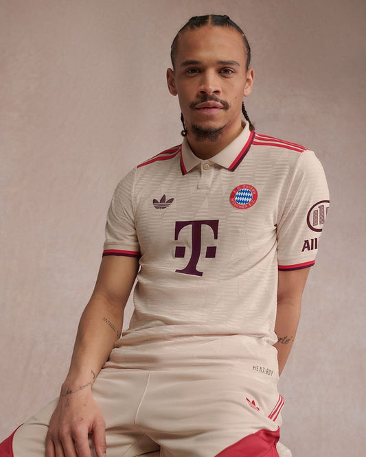 Bayren Munich 24/25 away kit